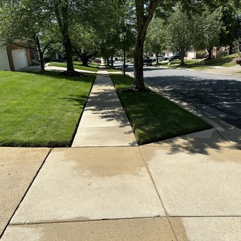 Melvin R Power Washing - Sidewalk after - Pressure Washers Near Me