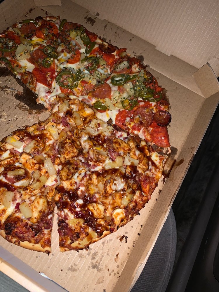 STRAW HAT PIZZA CLOSED 109 Photos & 80 Reviews 15922 Hesperian