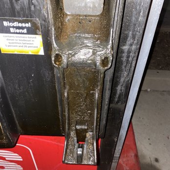 Speedway - Diesel pump is disgusting. It has been this way for at least 4 years that I have come here - Gas Stations Near Me - Homer Glen, Illinois Speedway - Diesel pump is disgusting. It has been this way for at least 4 years that I have come here - Gas Stations Near Me - Homer Glen, Illinois