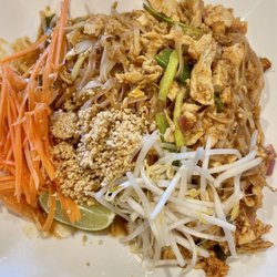 Bangkok Thai Food Lafayette - Pad Thai Dinner