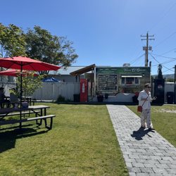 Tacos El Guero - Nice outside seating.