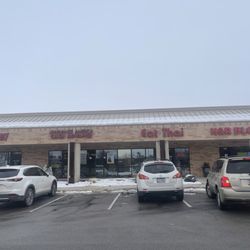 Eat Thai, Thai Eatery - Close Parking