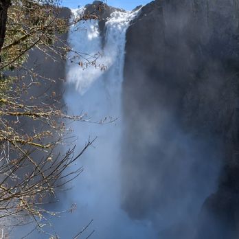 Snoqualmie Falls - Parks Near Me - Snoqualmie, Washington
