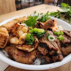 Pho Avenue - Pho Avenue - #45 shrimp prok eggroll vermicelli bowl