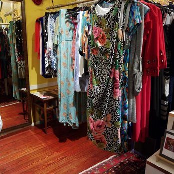 Edge City - Women's Clothing Near Me - Jacksonville, Florida Edge City - Women's Clothing Near Me - Jacksonville, Florida