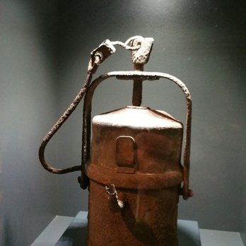 Grottoneum - Karbidlampe - Museums Near Me - Saalfeld/Saale, TH