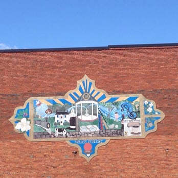 The Cotton Company - Mural outside - Arts & Crafts Near Me - Wake Forest, North Carolina