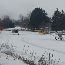 On the Rocks Bar and Grill - Neosho airport