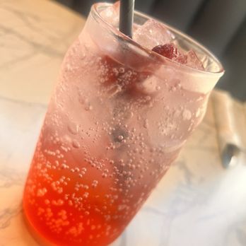 Craveables Cafe - Peachy lychee sparkle - Cafes Near Me - Mississauga, Ontario Craveables Cafe - Peachy lychee sparkle - Cafes Near Me - Mississauga, Ontario