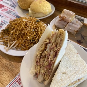 Delicious Food Corner - Front: Corned Beef w/ Egg Sandwich - Chinese Near Me - Monterey Park, California Delicious Food Corner - Front: Corned Beef w/ Egg Sandwich - Chinese Near Me - Monterey Park, California