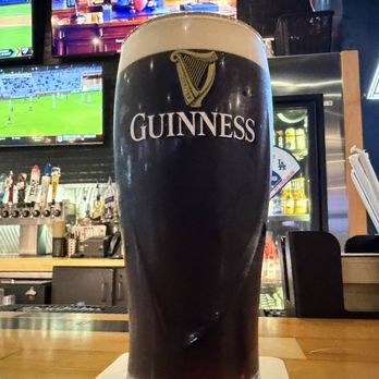 Buffalo Wild Wings - I mean, I've never had a more perfect pour of Guinness whilst enjoying the Ravens crack the Dolphins - American Near Me - Cerritos, California Buffalo Wild Wings - I mean, I've never had a more perfect pour of Guinness whilst enjoying the Ravens crack the Dolphins - American Near Me - Cerritos, California
