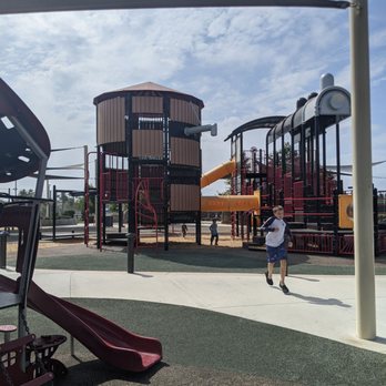 Stanton Central Park - Skate Parks Near Me - Stanton, California