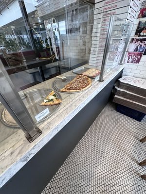 Joe's Pizza by null