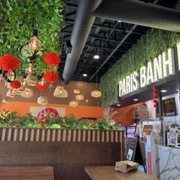 The restaurant so esthetic The restaurant so esthetic