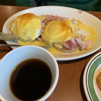 R Diner - Eggs Benedict - Breakfast & Brunch Near Me - Monroe, Michigan R Diner - Eggs Benedict - Breakfast & Brunch Near Me - Monroe, Michigan