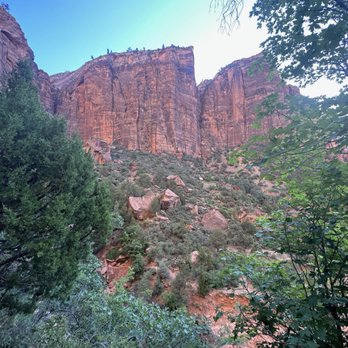 Emerald Pools - Hiking Near Me - Zion National Park, Utah Emerald Pools - Hiking Near Me - Zion National Park, Utah