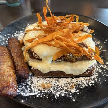 Toast Coffee + Kitchen - Carrot cake French toast - Coffee & Tea Near Me - Ronkonkoma, New York