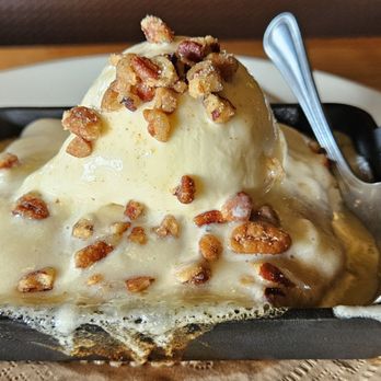Applebee's Grill + Bar - The one and only! AKA: my Happy Place. - Sports Bars Near Me - Fairmont, West Virginia