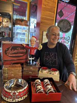 Cuenca Cigars by null