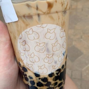 Momotaro - Momotaro Bubble Tea (extra bubbles) - Desserts Near Me - State College, Pennsylvania
