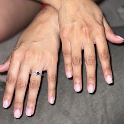 Bella Spatique Too - Dip powder with a bit of chrome on top!