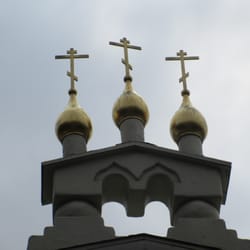 Russian Orthodox Church of Protection of the Holy Virgin - Top of the church entrance