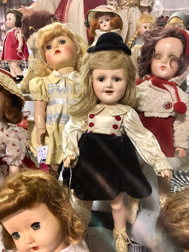 SUNDAY AT SANDWICH ANTIQUE SHOW Updated September 2024 1401 Suydam