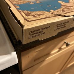 Angelo's Pizza & Pasta - Pizza box