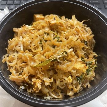 Kra-Pow Thai Eatery - Kra-pow Pad Thai - Thai Near Me - Stanton, California Kra-Pow Thai Eatery - Kra-pow Pad Thai - Thai Near Me - Stanton, California