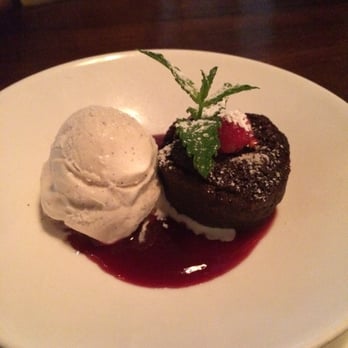 Robata Bar - Happy hour - mini chocolate volcano $5.00, a taste of chocolate - Japanese Near Me - Santa Monica, California