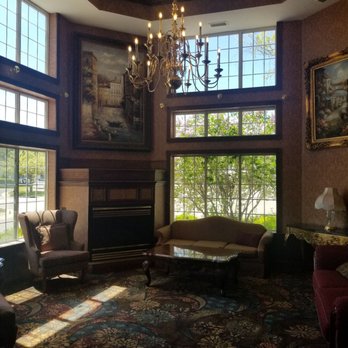 Hamilton Inn Select Beachfront - Hotels Near Me - Mackinaw City, Michigan Hamilton Inn Select Beachfront - Hotels Near Me - Mackinaw City, Michigan