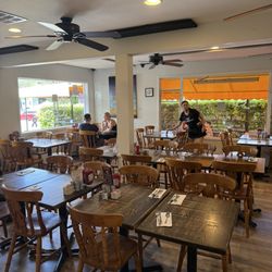 Egg Plantation - Inside dining room