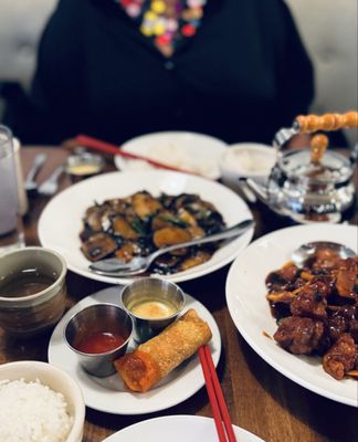Suzi's Chinese by null