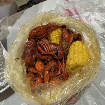 LA Crawfish - Crawfish (3 lb) - Cajun/Creole Near Me - Houston, Texas LA Crawfish - Crawfish (3 lb) - Cajun/Creole Near Me - Houston, Texas