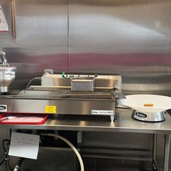 Duck Donuts - That little machine is where each donut starts at.