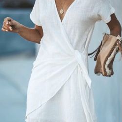 V. Holland - White White and More White!