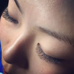 Ciao Bella Beauty Bar - Eyelash extensions "volume in classic oval"