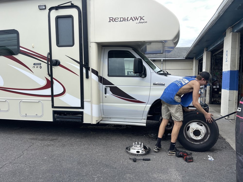 CUSTOM AUTOMOTIVE Updated October 2024 4548 US Hwy 62, Calvert City