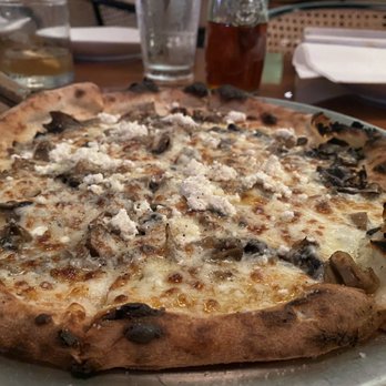 Rigo - Fungi pizza - Spanish Near Me - Honolulu, Hawaii Rigo - Fungi pizza - Spanish Near Me - Honolulu, Hawaii