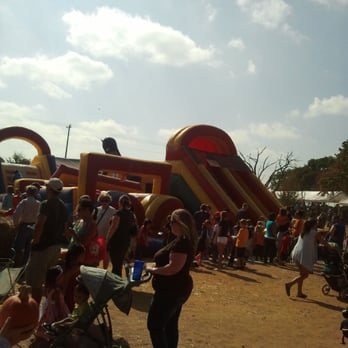 The Flower Mound Pumpkin Patch - Bounce Houses - Pumpkin Patches Near Me - Flower Mound, Texas