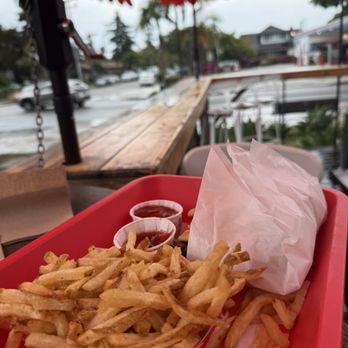 Dang Burger - Fries and double dang on outside patio - Burgers Near Me - Carpinteria, California