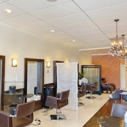 Uni Hair Salon - Inside