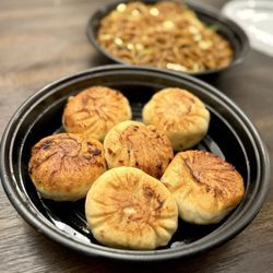 Tasty Noodle House - Shanghai Grilled Beef Buns