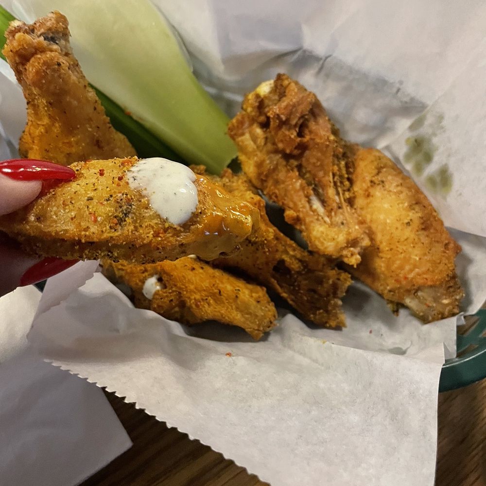 Winnie's - Lemon Pepper Wings - Cocktail Bars Near Me - Houston, Texas Winnie's - Lemon Pepper Wings - Cocktail Bars Near Me - Houston, Texas