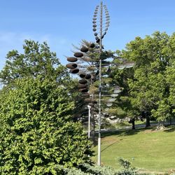 Vlasis Park - Wind statues