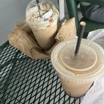 Mocha Motts - Mochas - Coffee & Tea Near Me - Oak Bluffs, Massachusetts