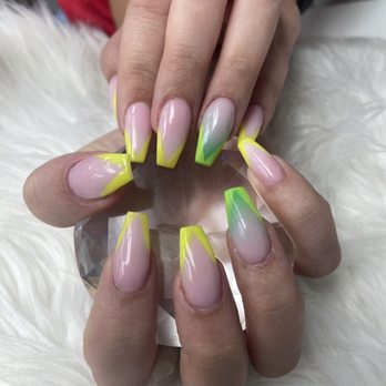 Oh My Nails - Coffin shape with neon design and shellac finish - Nail Salons Near Me - Hayward, California