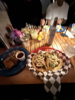 El Barco | Tacos x Tequilas by null