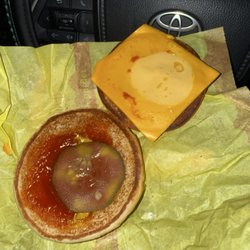 McDonald's - No burger in Cheeseburger