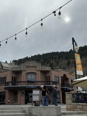 Le Depot Brasserie by null